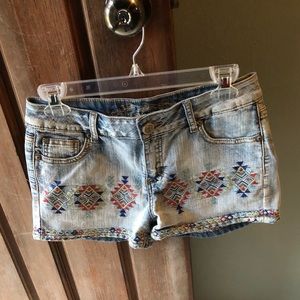 Wax Jean Shorts with Cute Design Sz Small